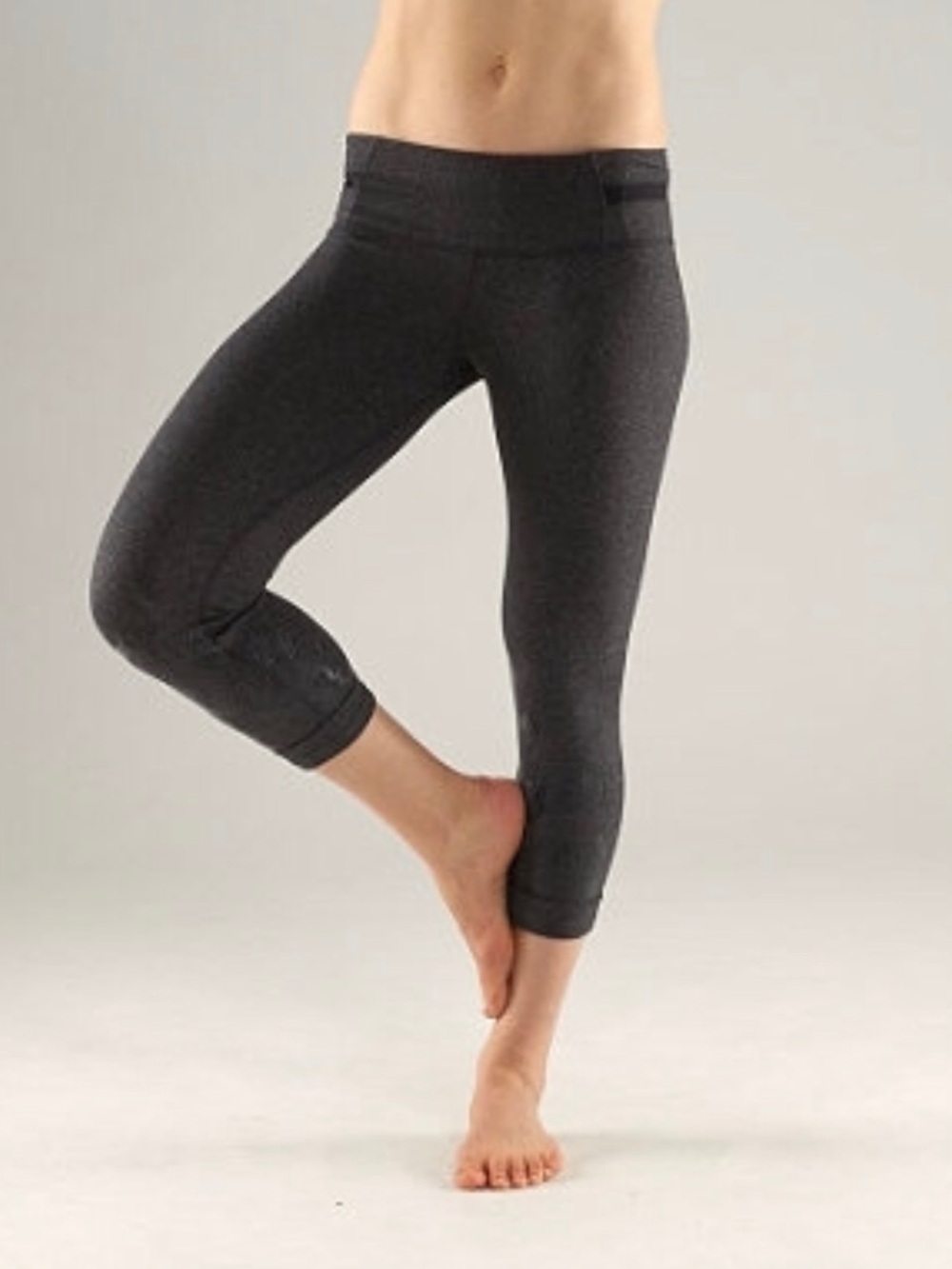 Lululemon Acro crop legging